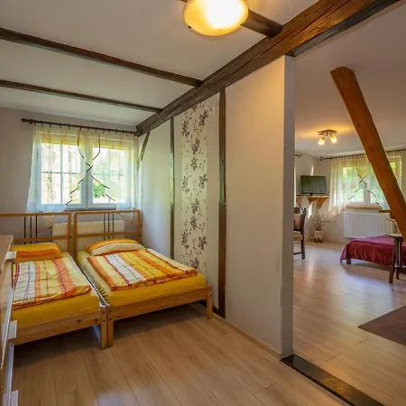 Habitación en casa particular U Robsona